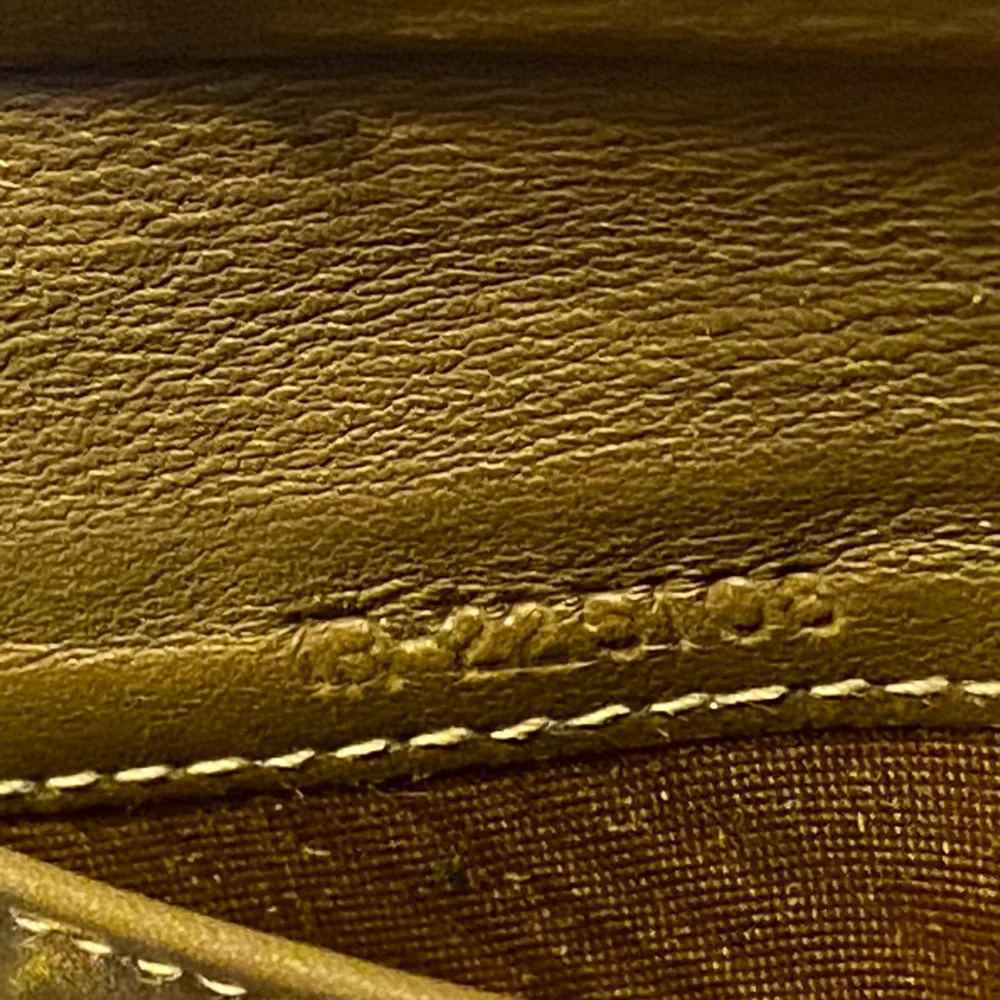 Salvatore Ferragamo keychain wallet